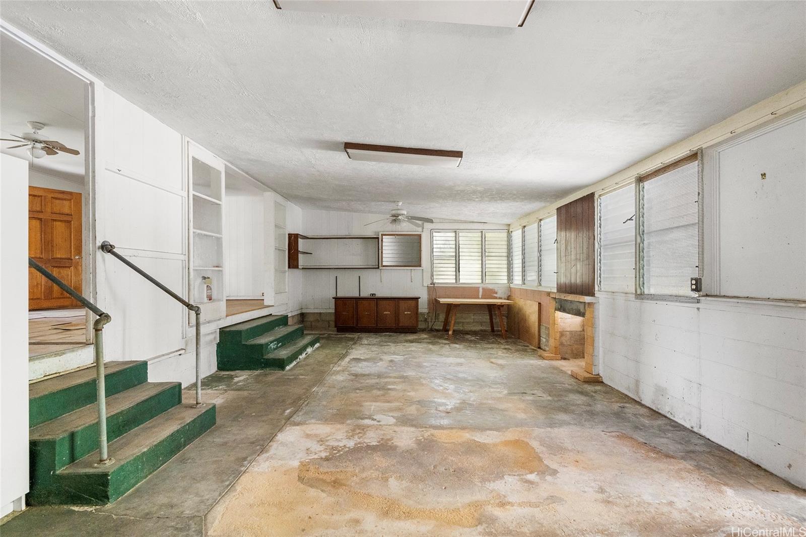 319 Kihapai Street  Unit C