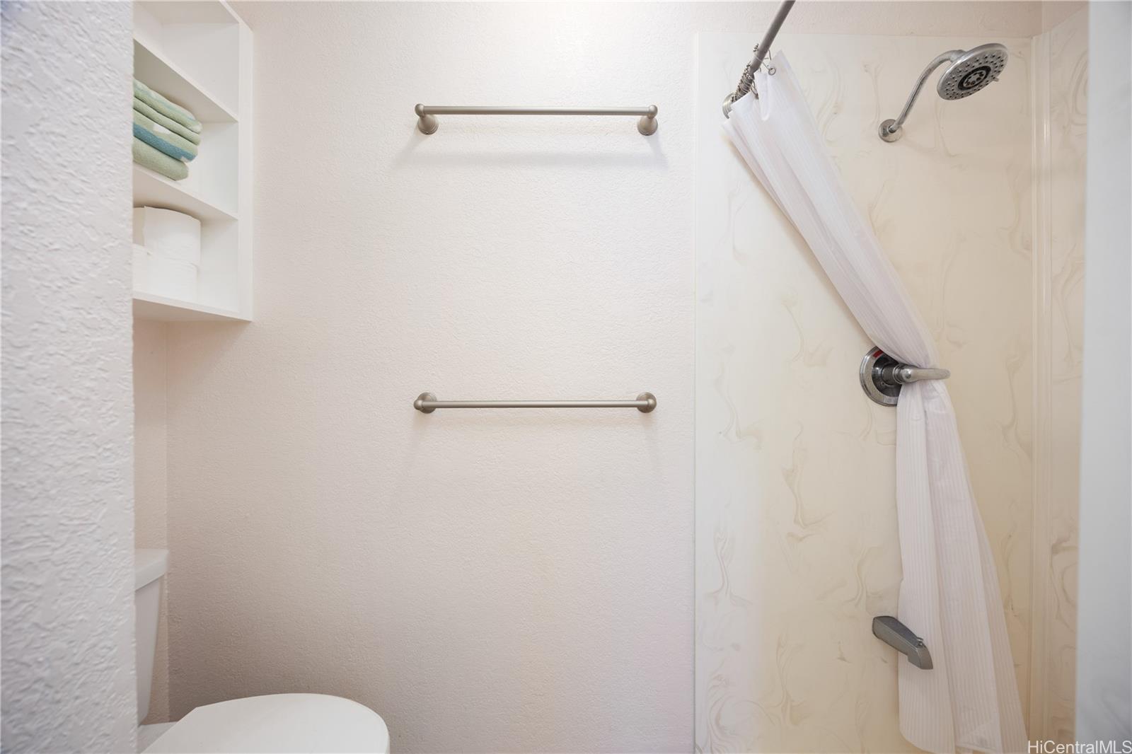 94-1031 Kaukahi Place  Unit G4