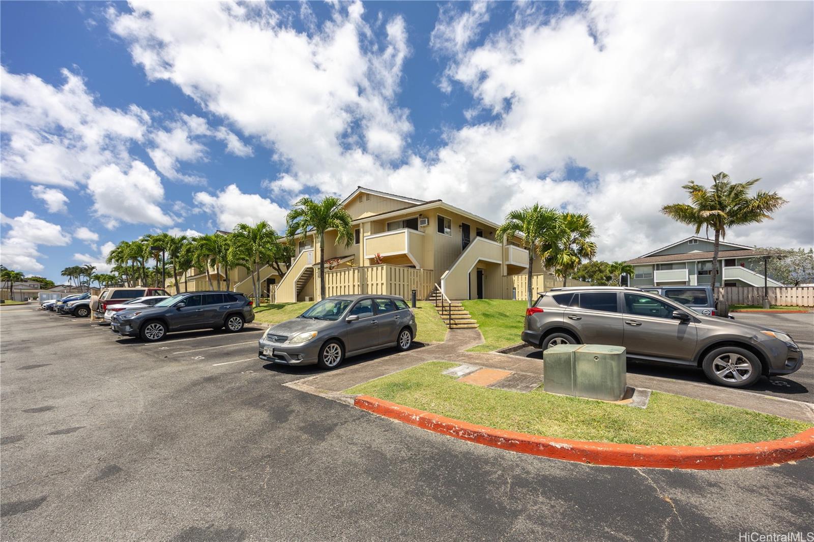 94-1031 Kaukahi Place  Unit G4