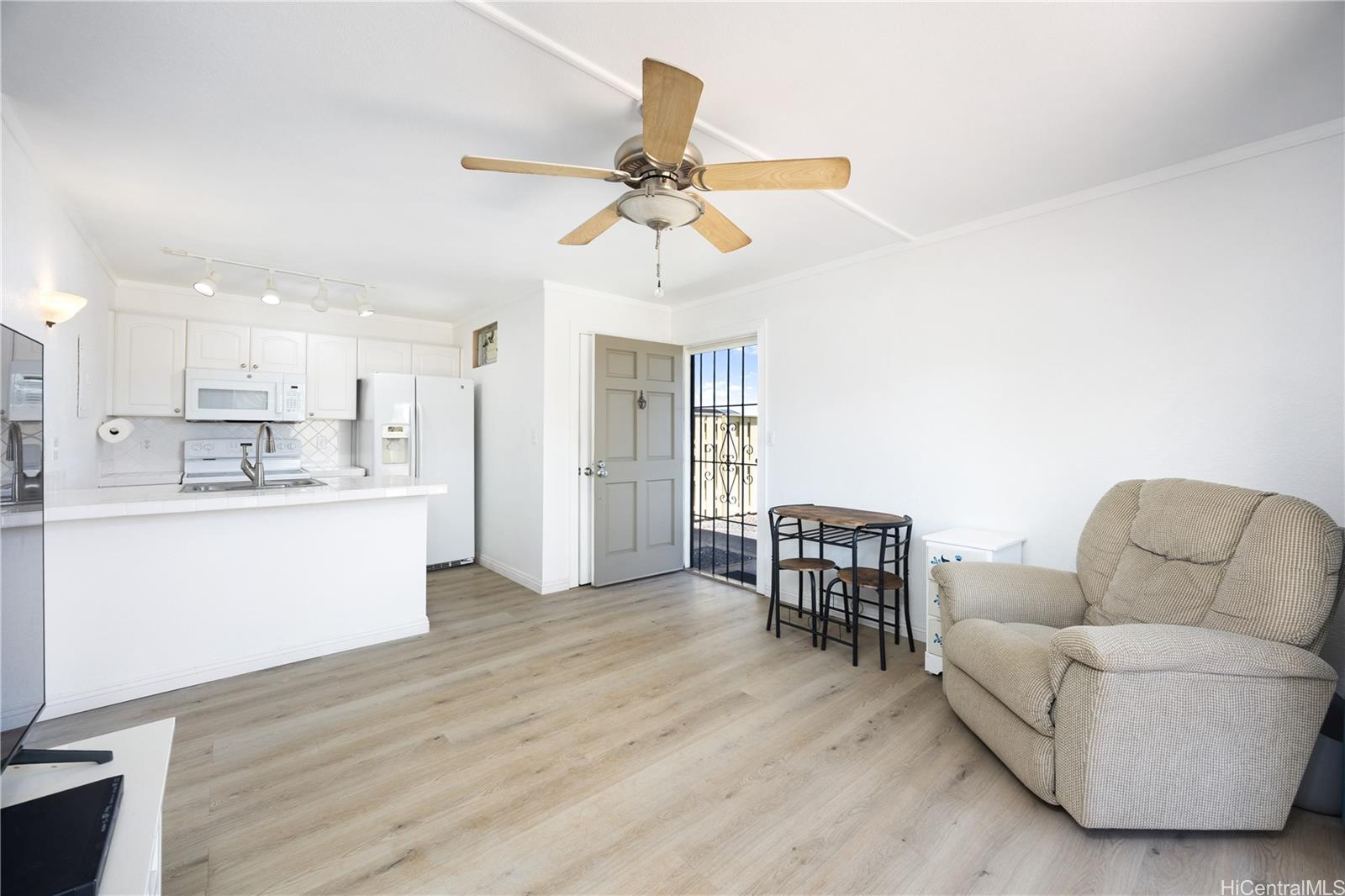 94-1031 Kaukahi Place  Unit G4