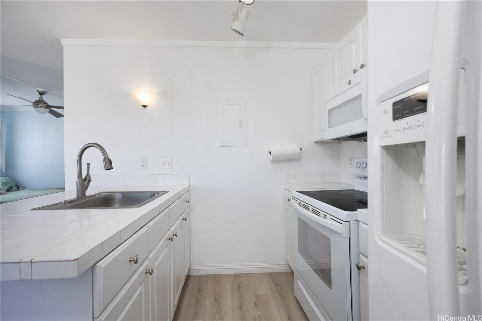 94-1031 Kaukahi Place  Unit G4