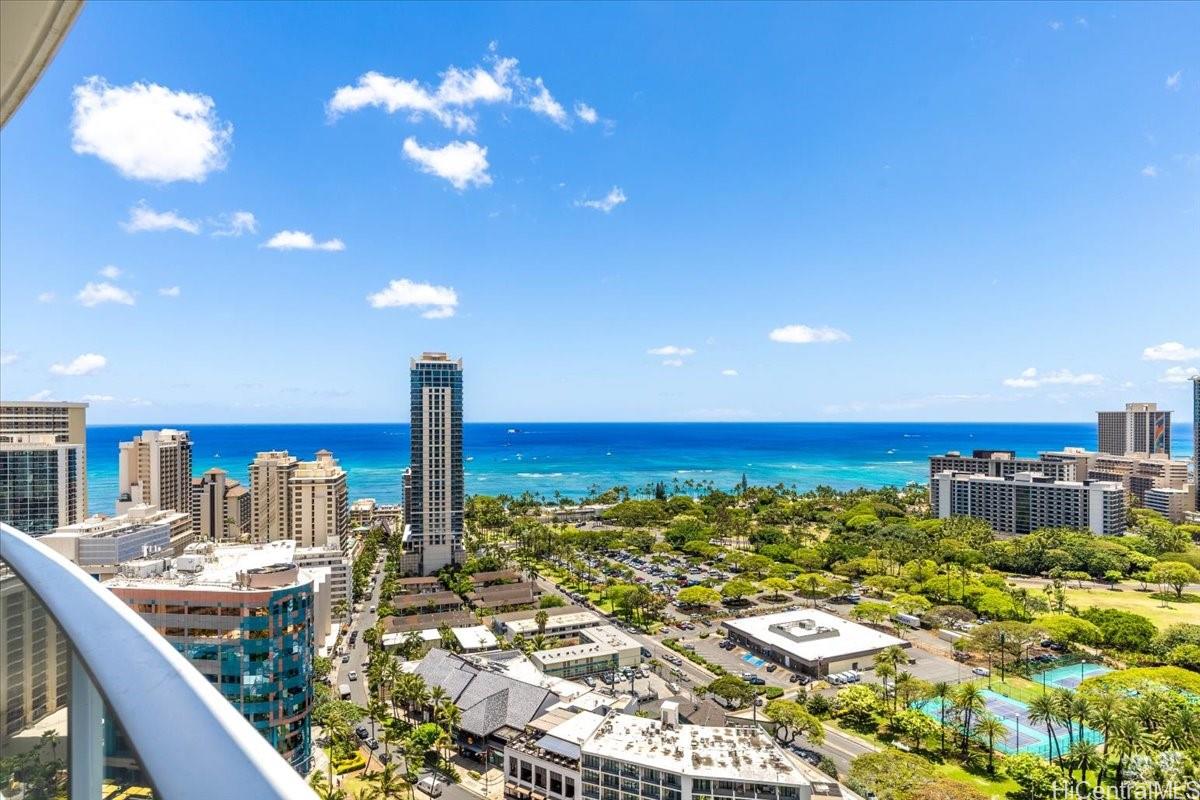 2139 Kuhio Avenue 2901