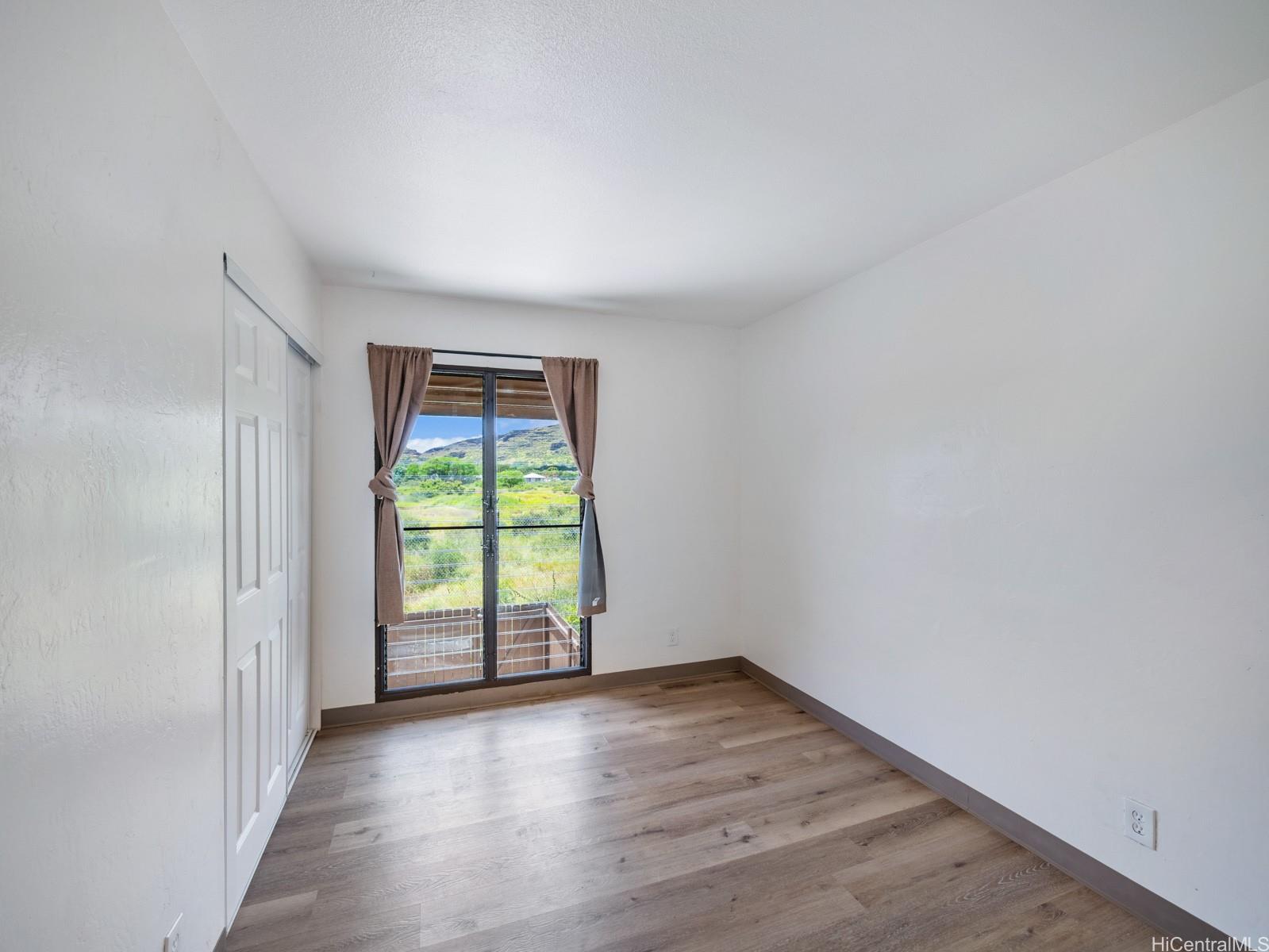87-186 Helelua Street  Unit 2