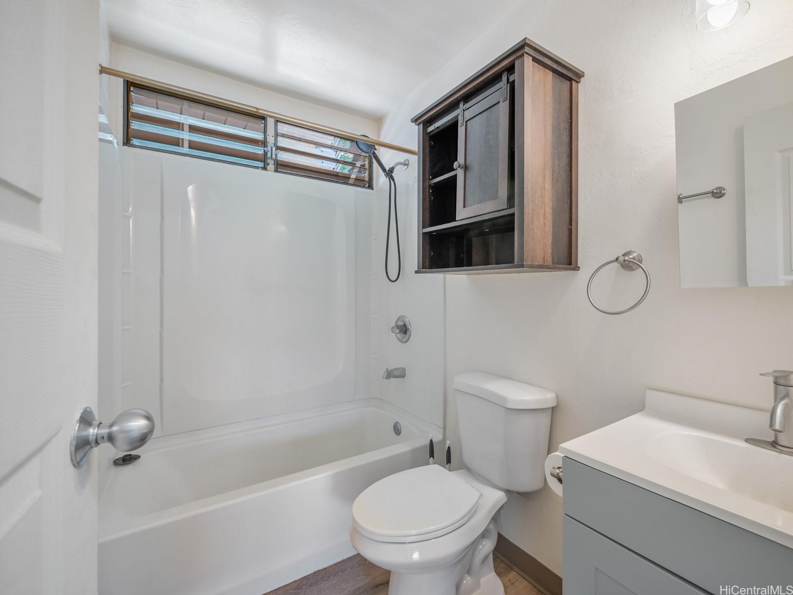 87-186 Helelua Street  Unit 2