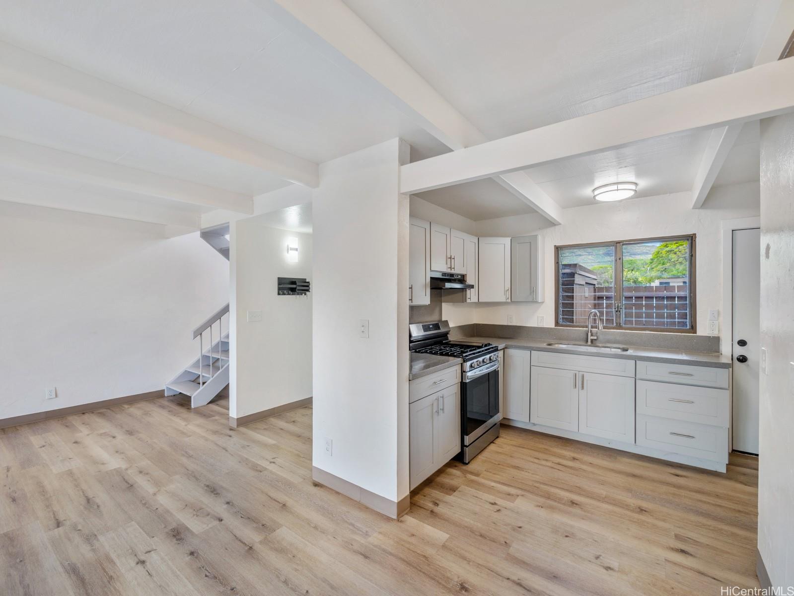 87-186 Helelua Street  Unit 2