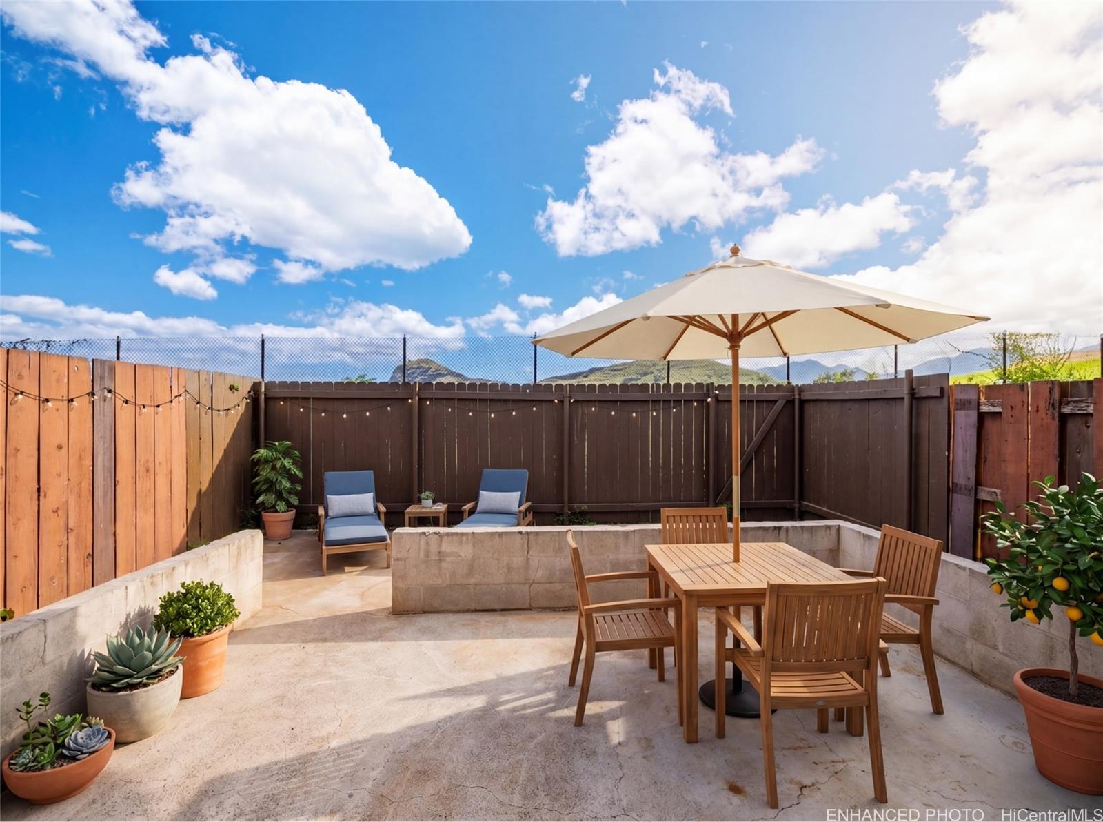 87-186 Helelua Street  Unit 2