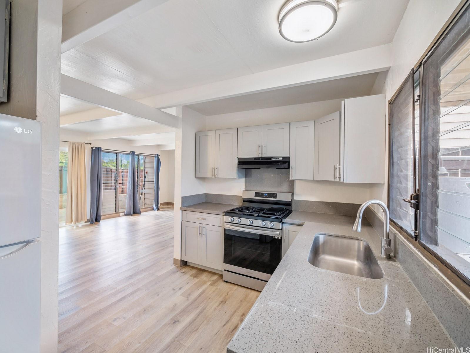 87-186 Helelua Street  Unit 2