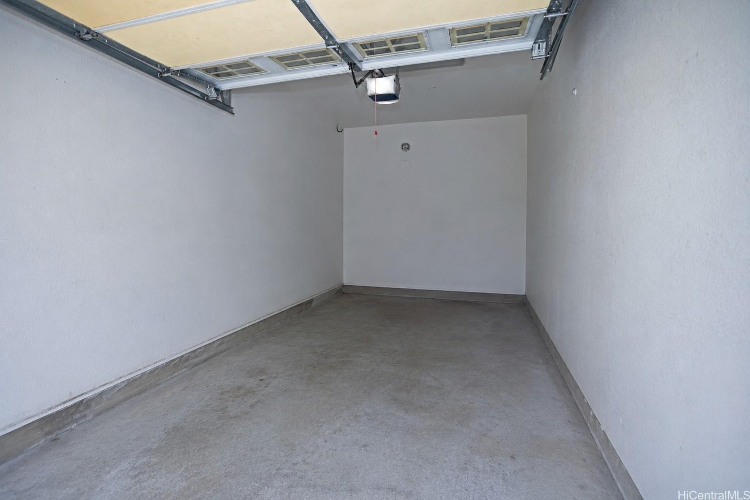 Photo 15 of 23