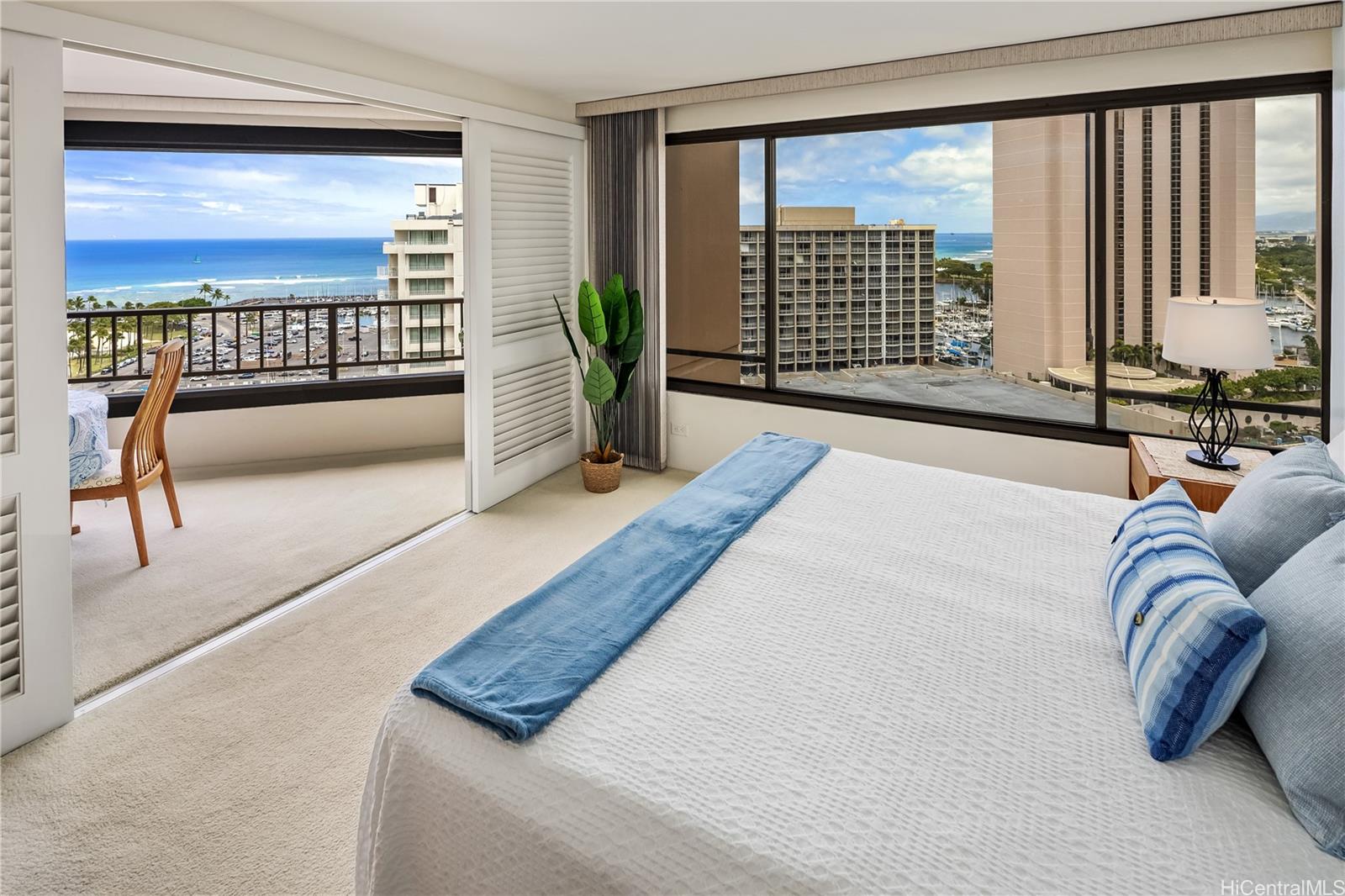 1778 Ala Moana Boulevard  Unit 2001