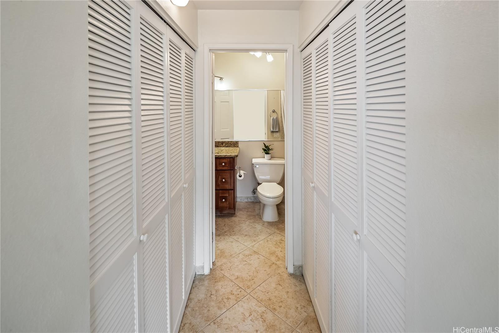 1778 Ala Moana Boulevard  Unit 2001