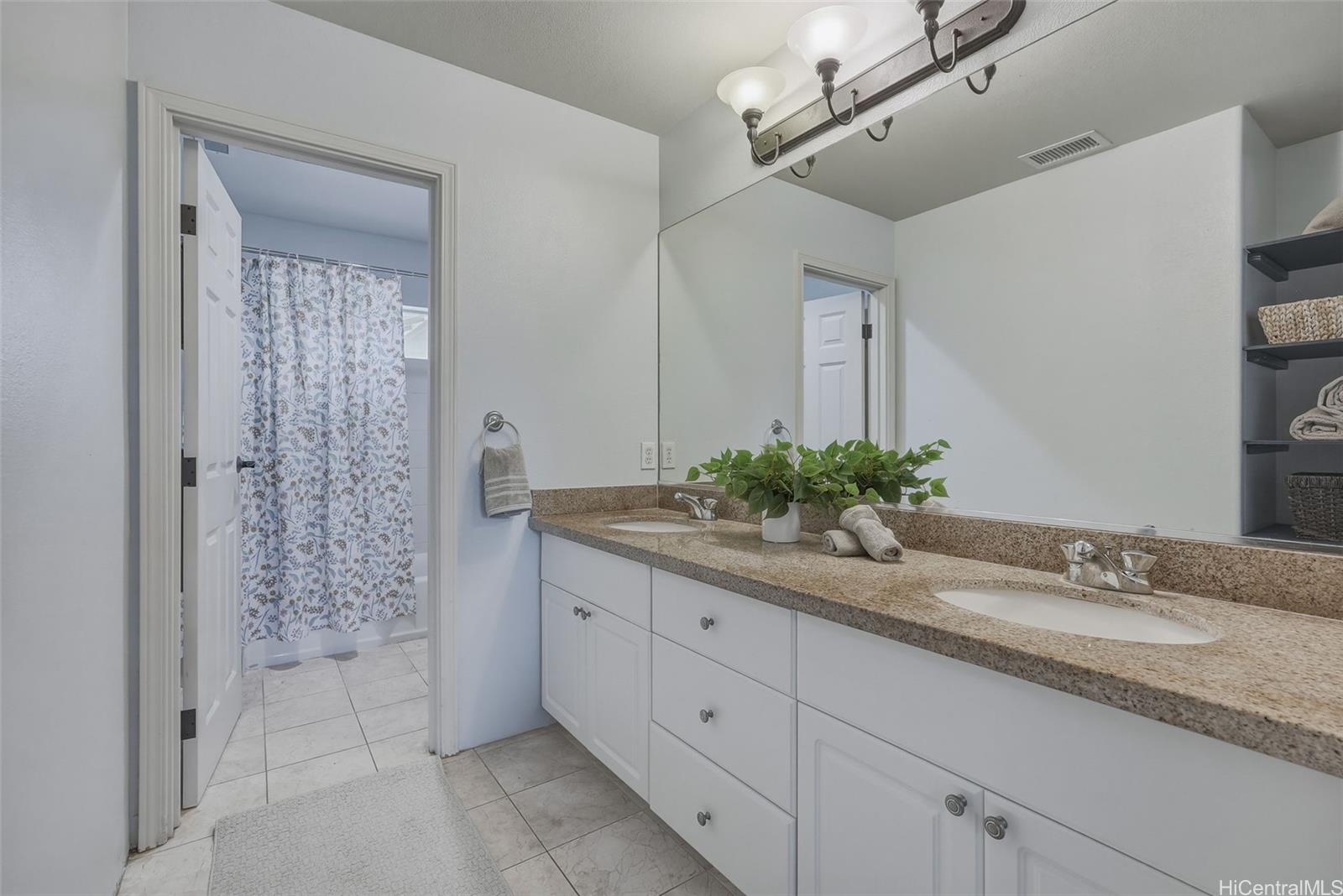 520 Lunalilo Home Road  Unit V3403