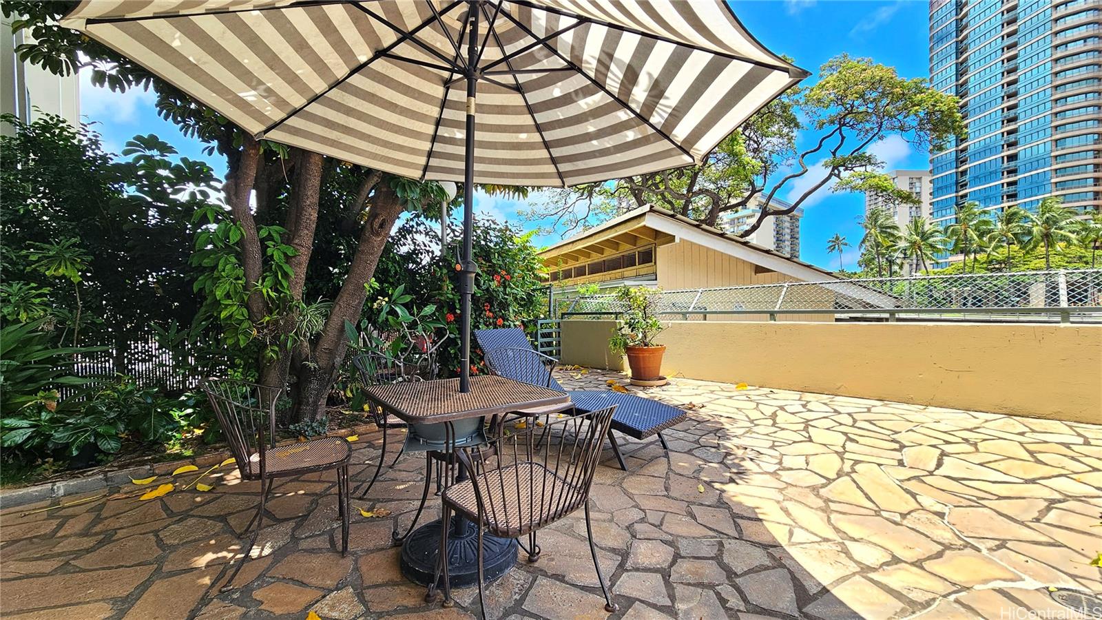 620 Mccully Street  Unit 1102