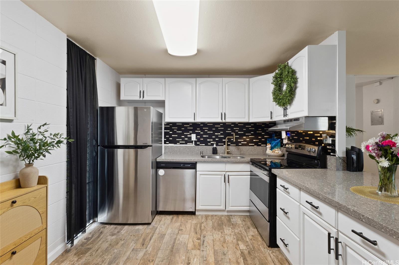 95-2044 Waikalani Place  Unit C102