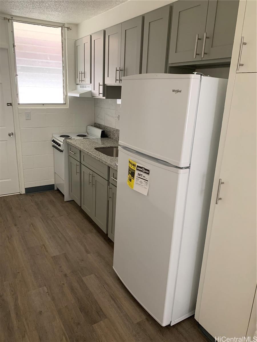 Photo 20 of 25