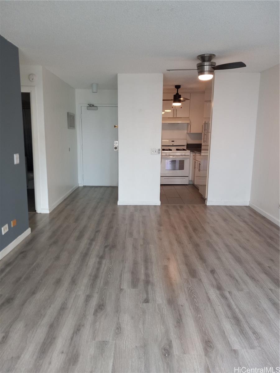 2465 Kuhio Avenue 1206