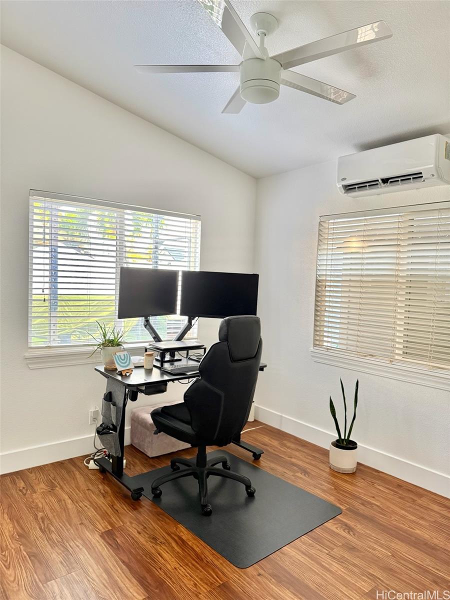 87-1043 Huamoa Street