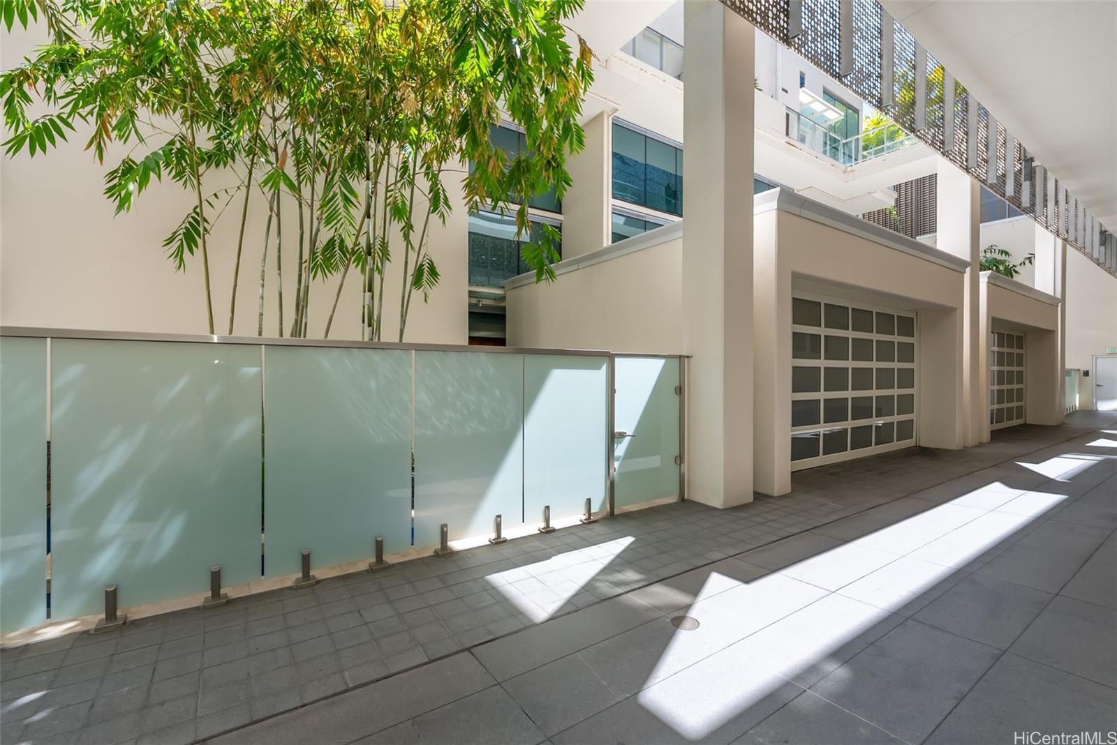 1118 Ala Moana Boulevard  Unit 4