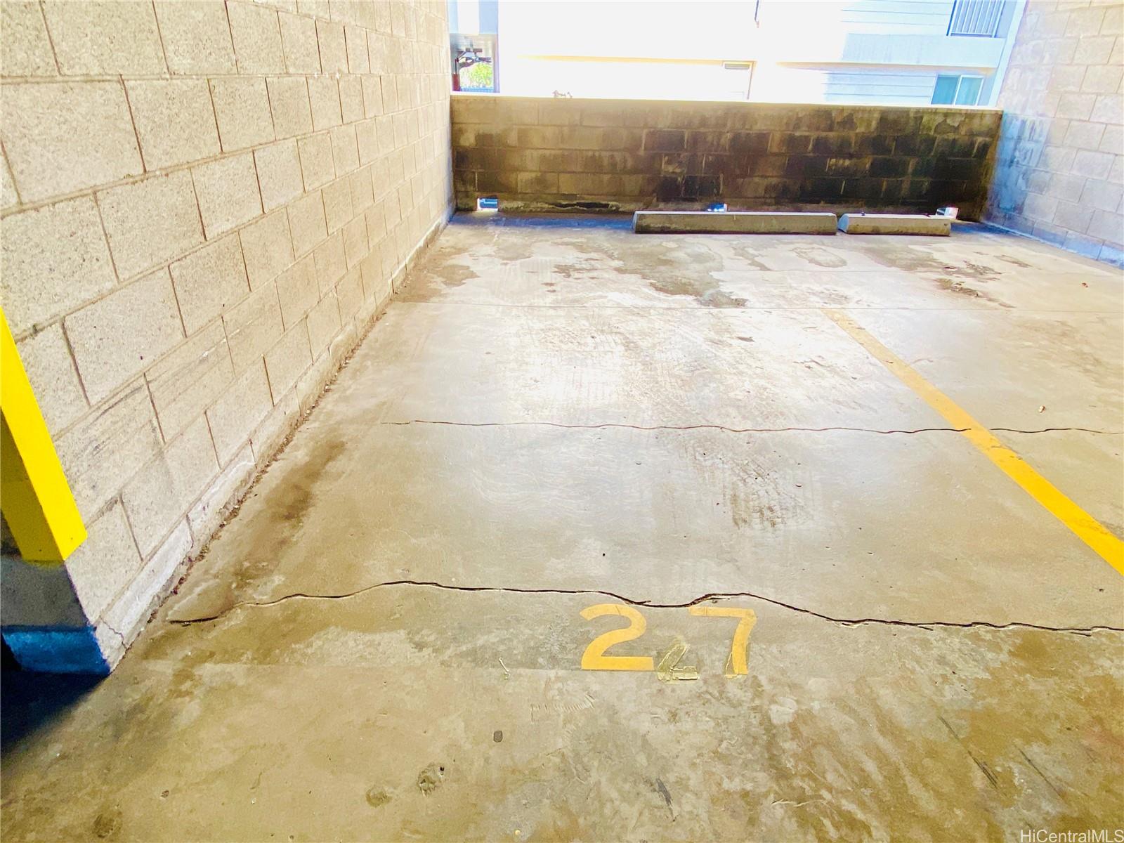 2474 Kapiolani Boulevard  Unit 1104