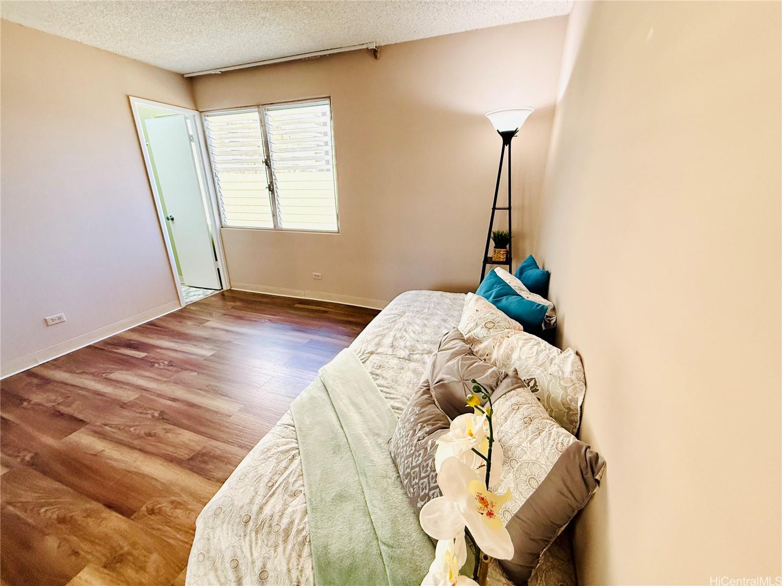 2474 Kapiolani Boulevard  Unit 1104