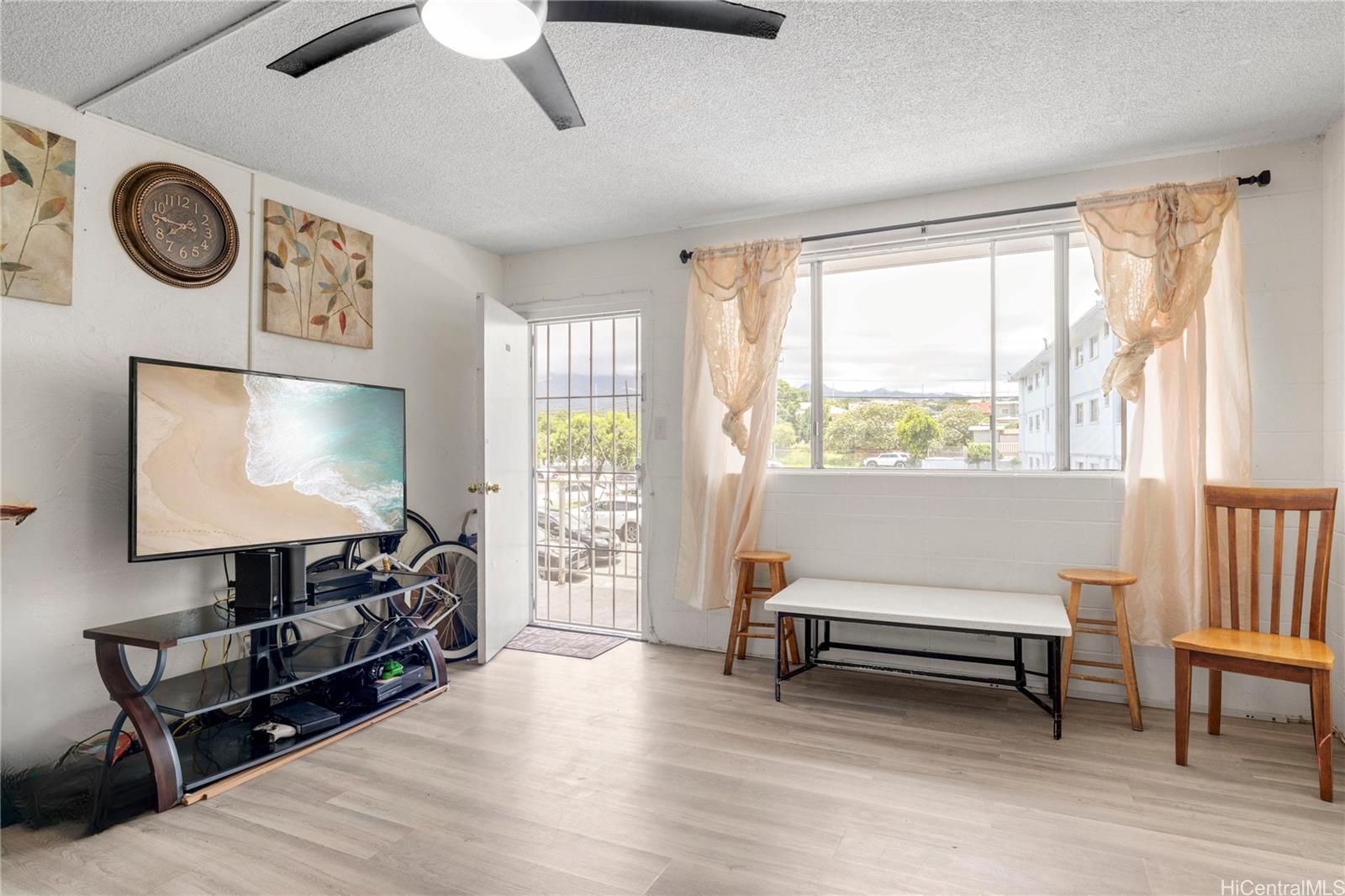 94-011 Waipahu Street  Unit D214