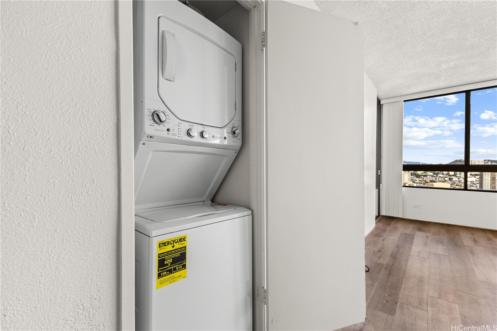 2499 Kapiolani Boulevard  Unit 2604