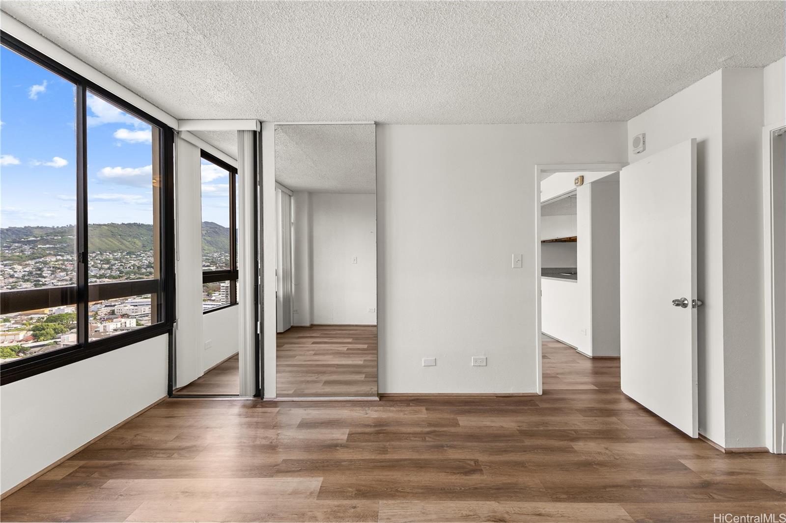 2499 Kapiolani Boulevard  Unit 2604