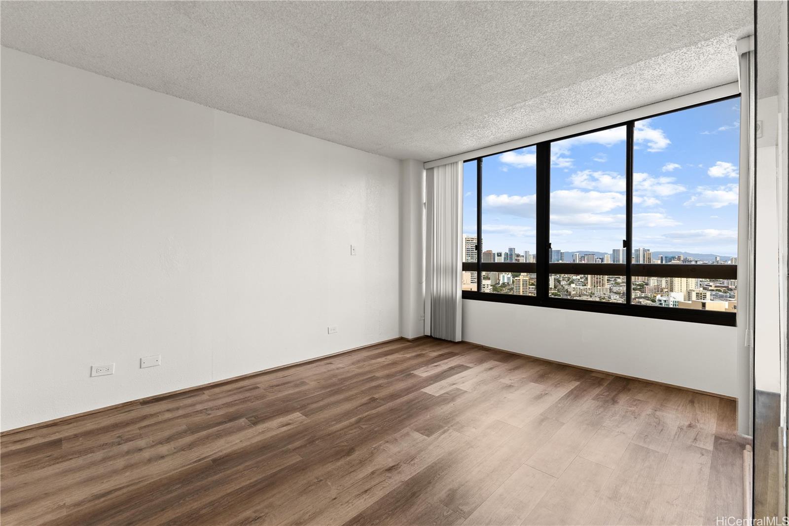 2499 Kapiolani Boulevard  Unit 2604