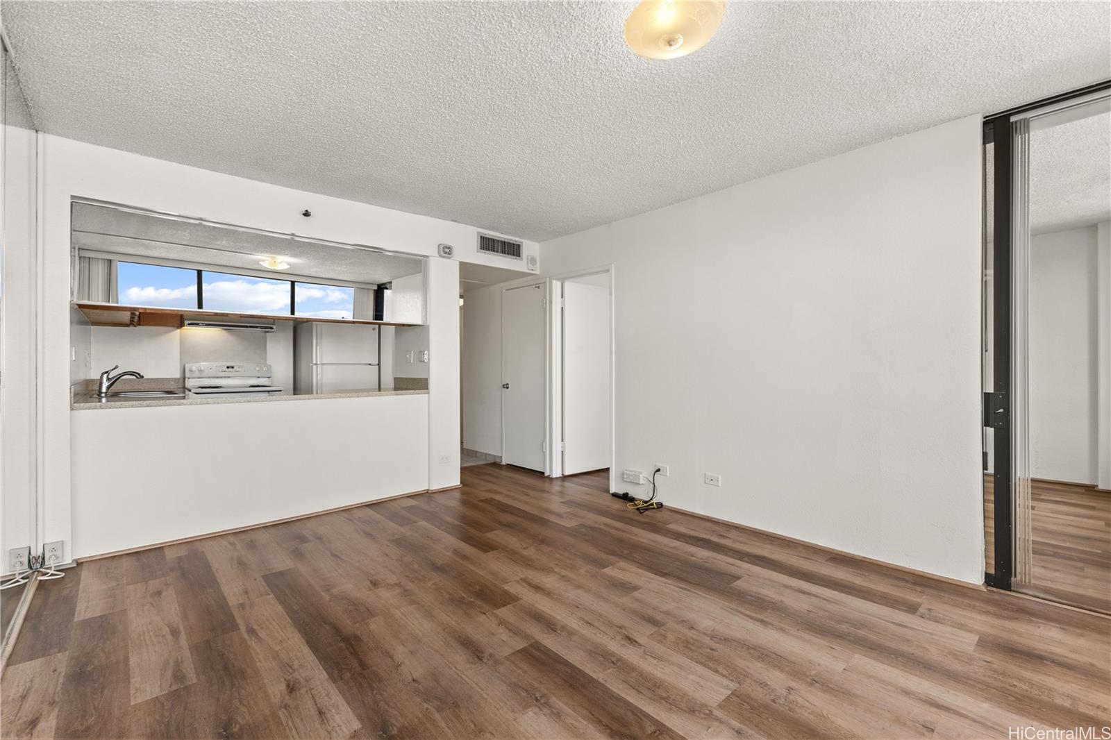 2499 Kapiolani Boulevard  Unit 2604