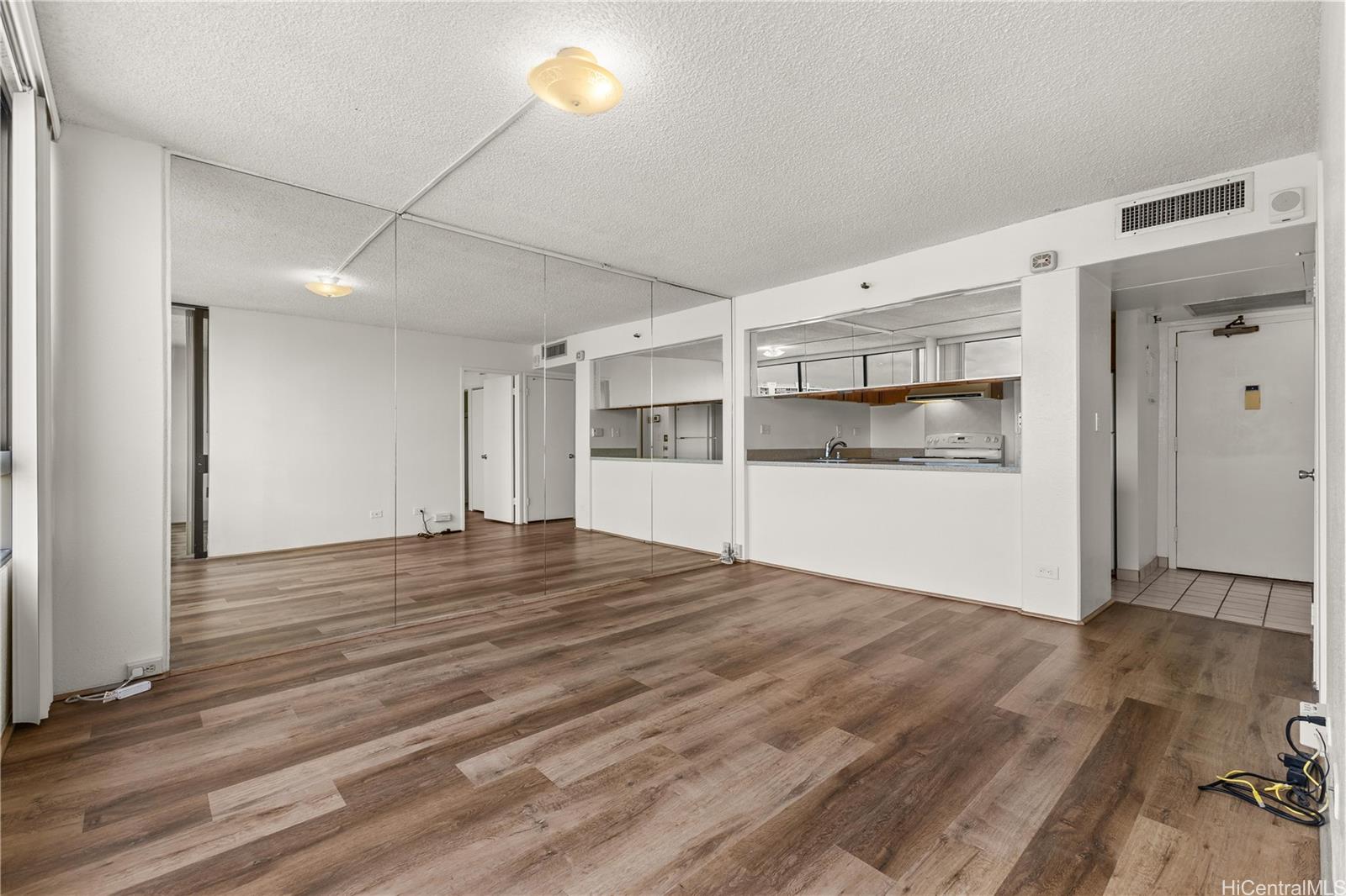 2499 Kapiolani Boulevard  Unit 2604