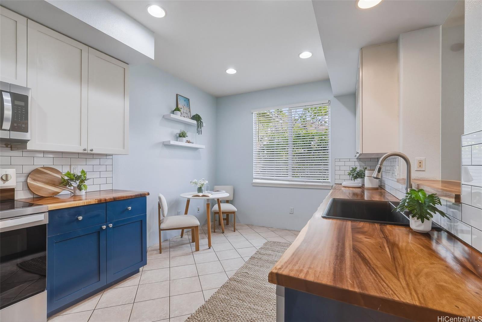 520 Lunalilo Home Road  Unit V3403