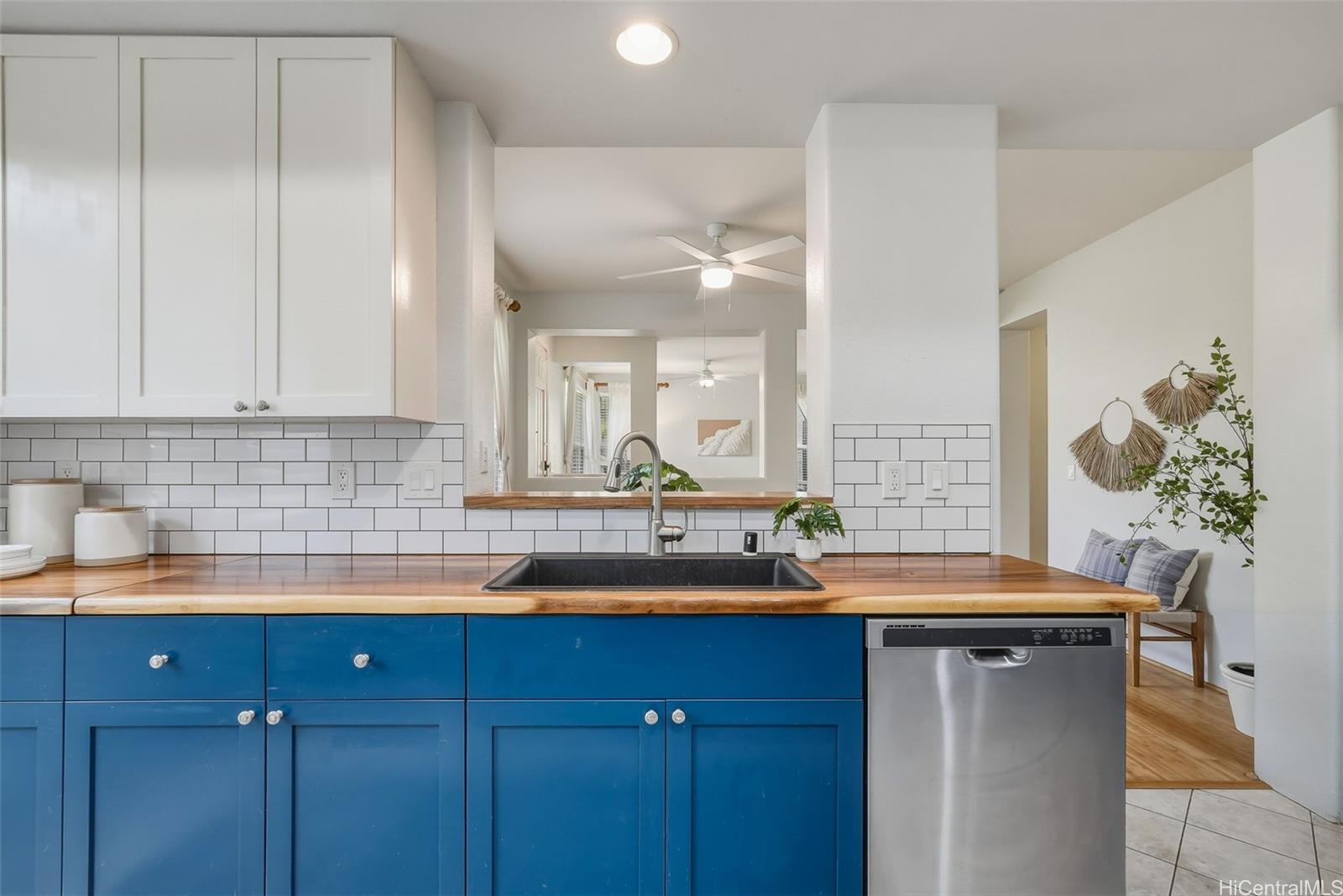 520 Lunalilo Home Road  Unit V3403
