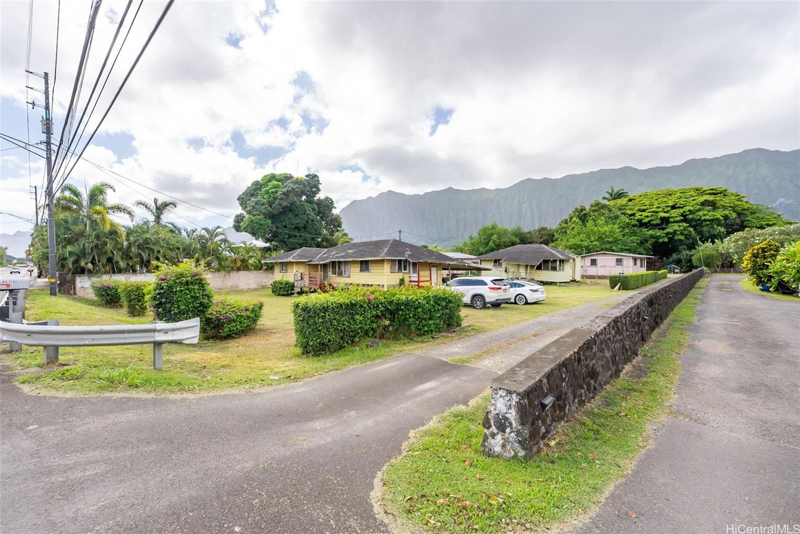 41-1702 Kalanianaole Highway