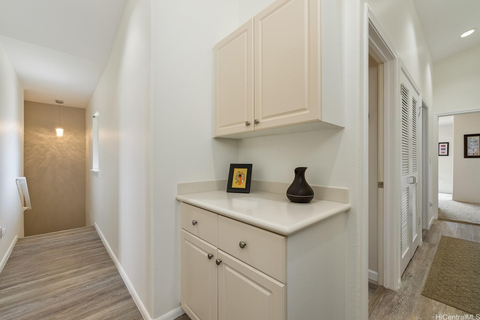 92-7127 Elele Street  Unit 203