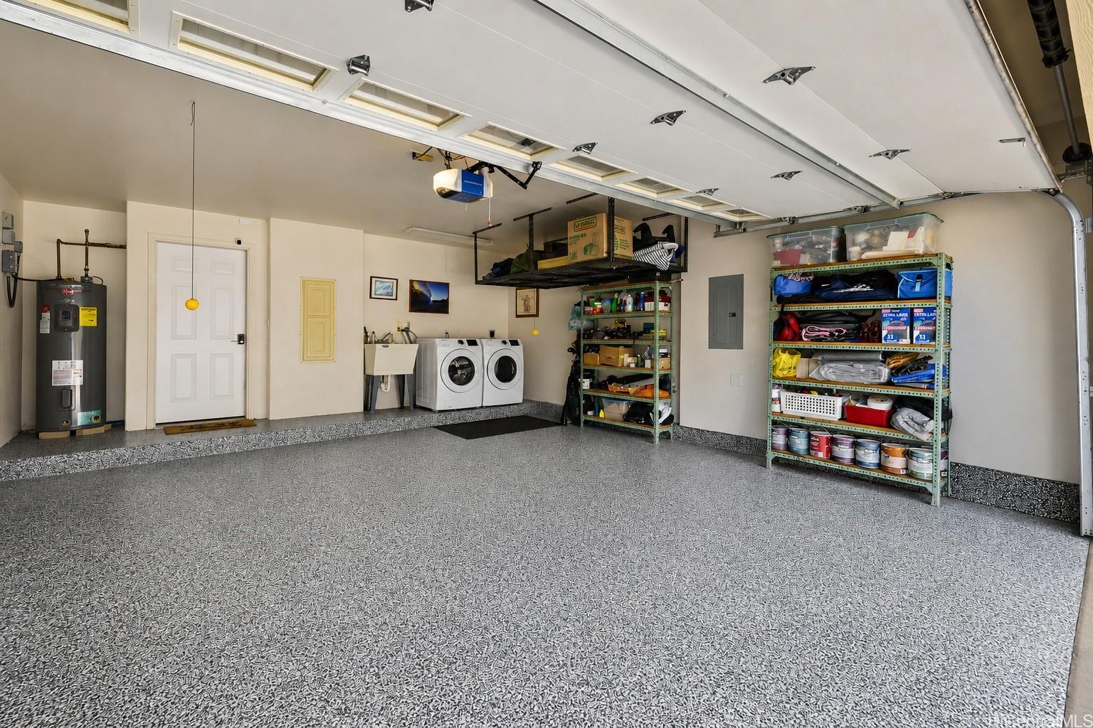 92-7127 Elele Street  Unit 203
