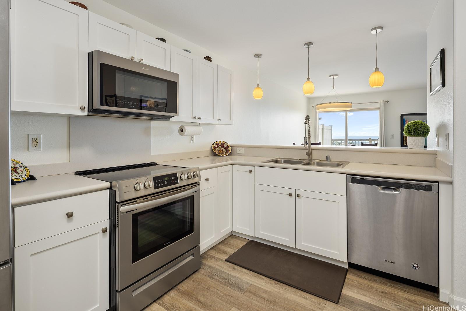 92-7127 Elele Street  Unit 203