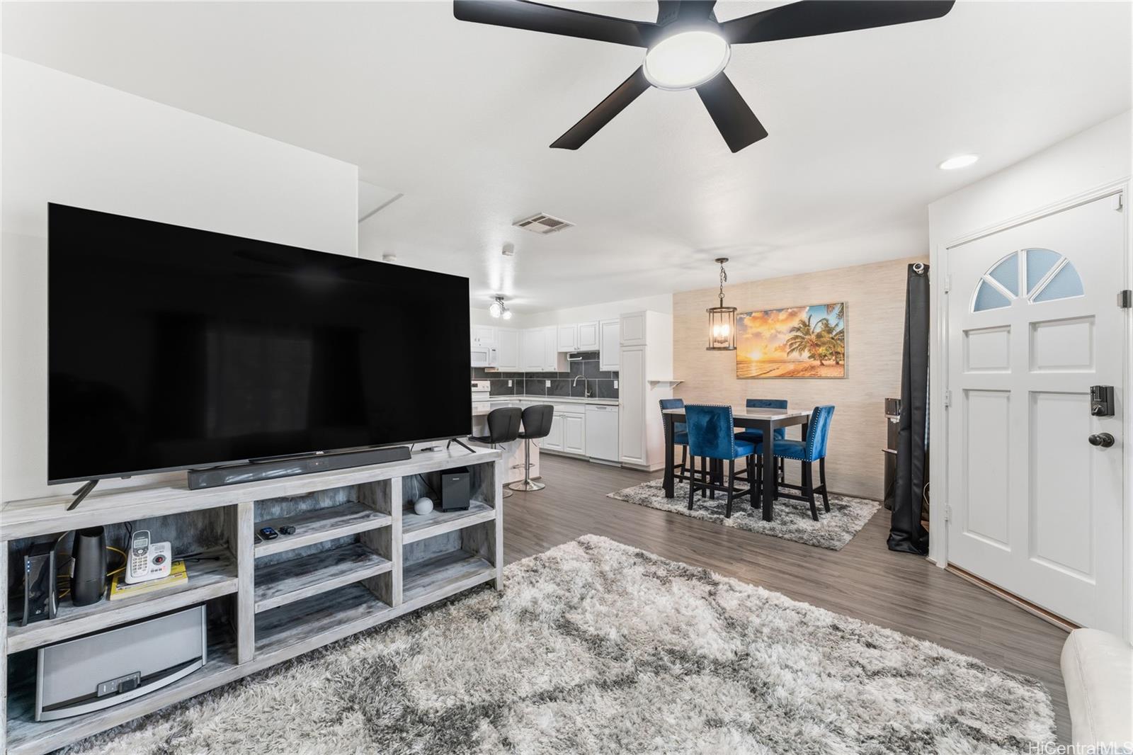 91-2093 Kaioli Street  Unit 1703