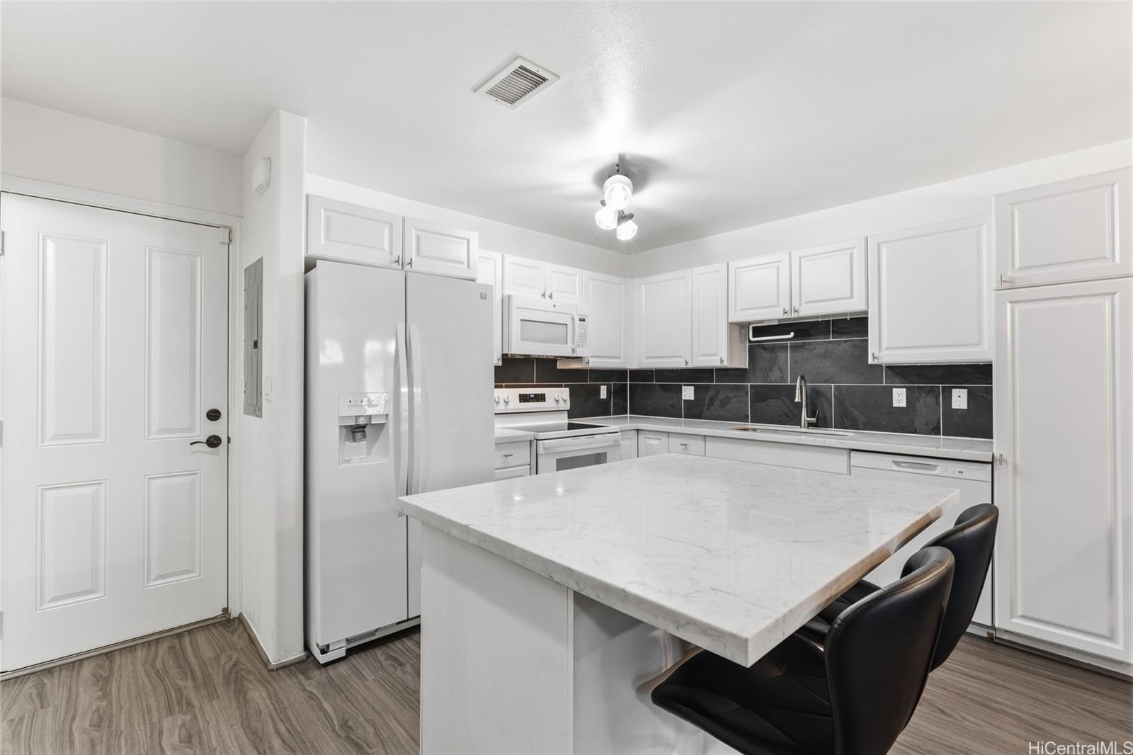 91-2093 Kaioli Street  Unit 1703