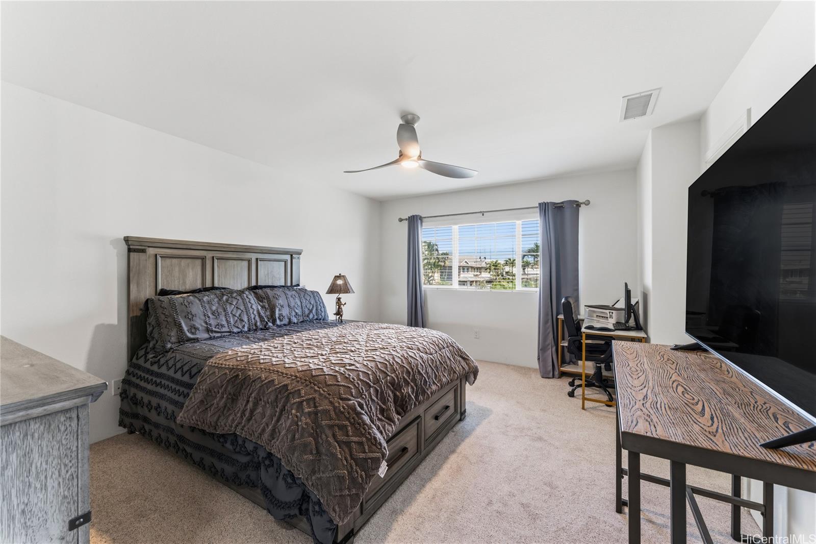 91-2093 Kaioli Street  Unit 1703