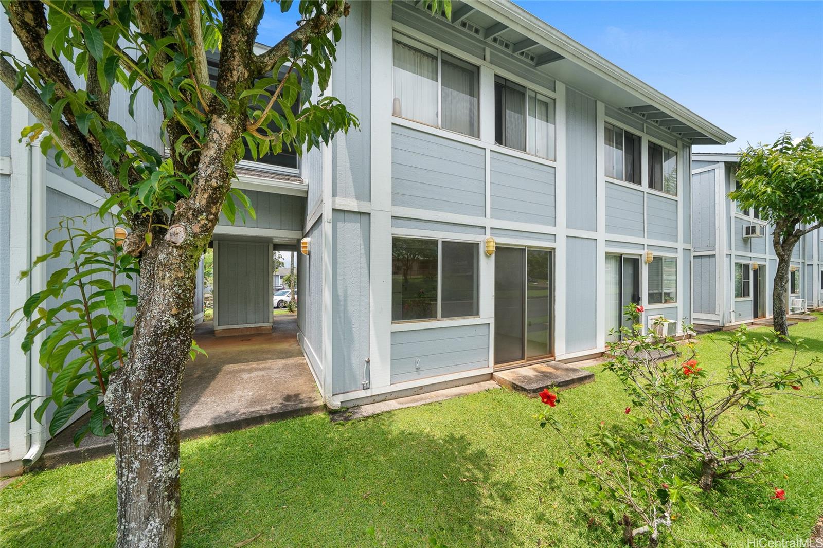 95-1043 Ainamakua Drive  Unit 17