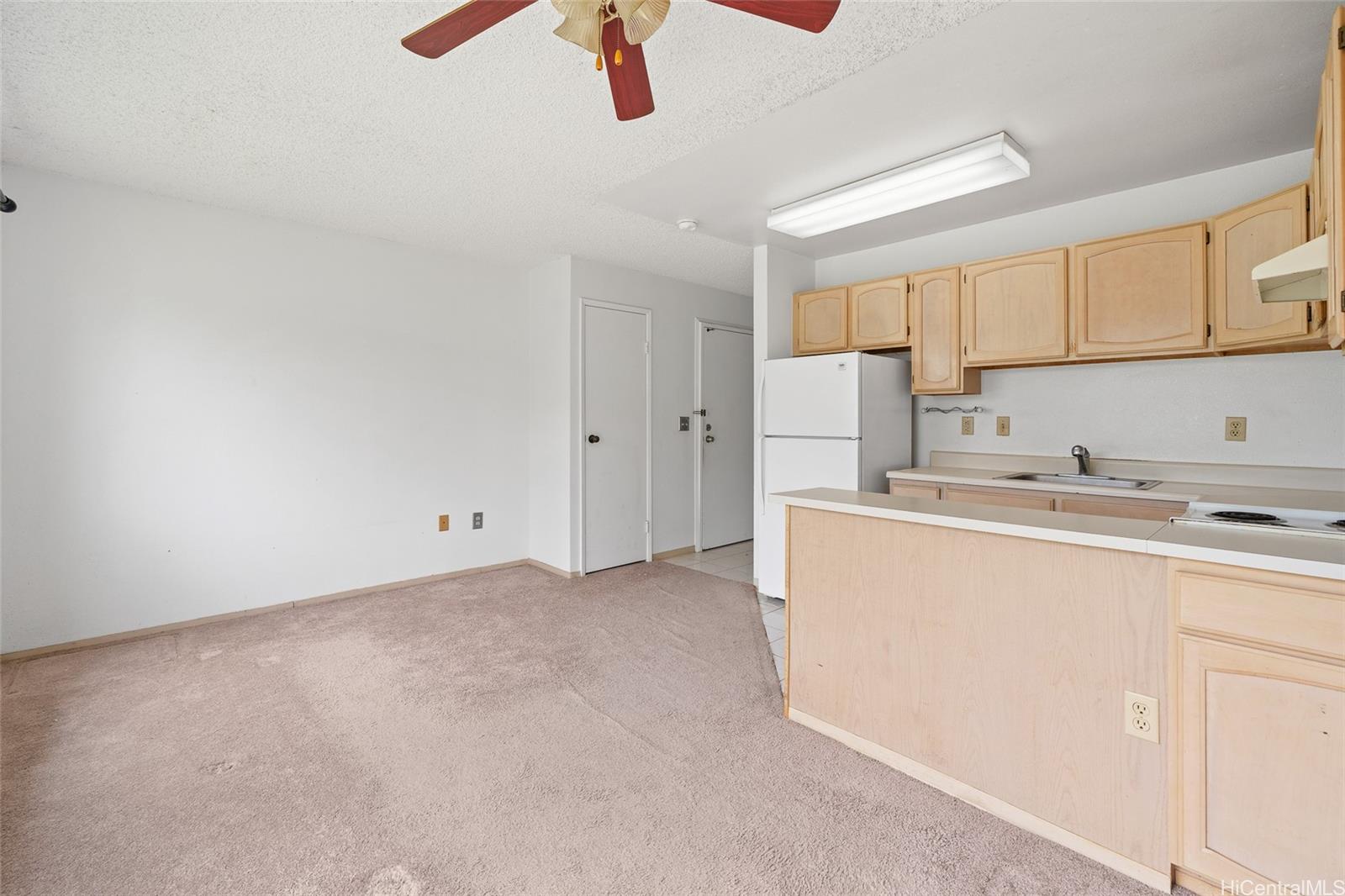 95-1043 Ainamakua Drive  Unit 17
