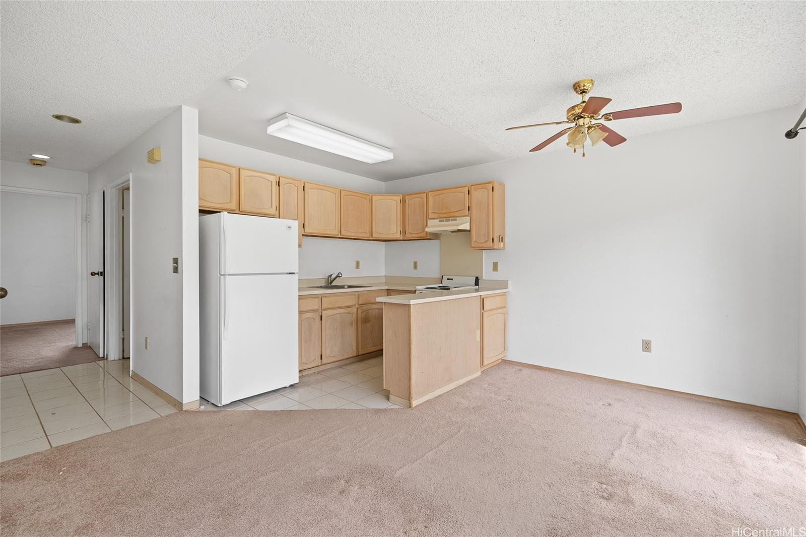 95-1043 Ainamakua Drive  Unit 17
