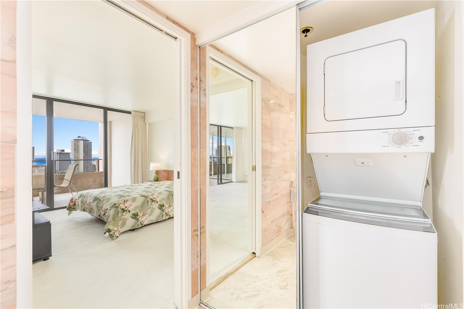 581 Kamoku Street  Unit 2904