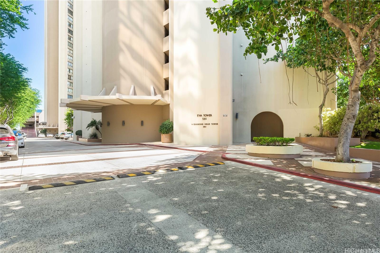 581 Kamoku Street  Unit 2904