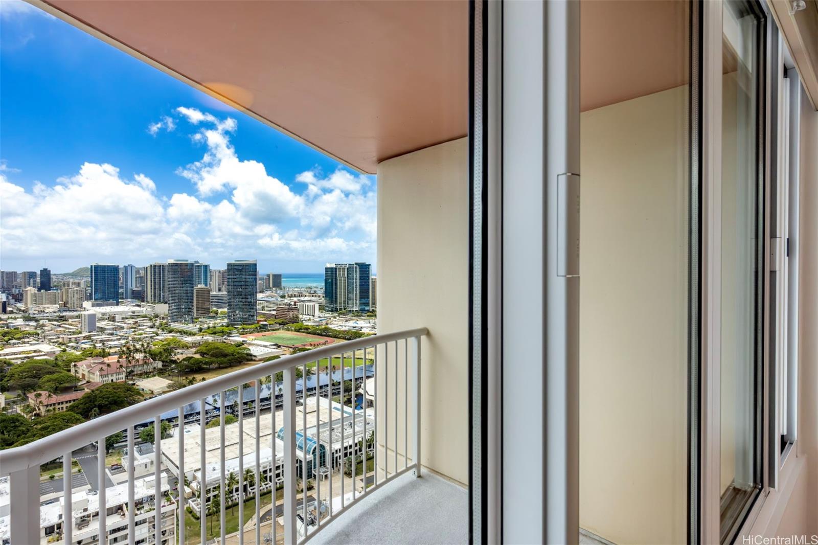 801 S King Street  Unit PH-10