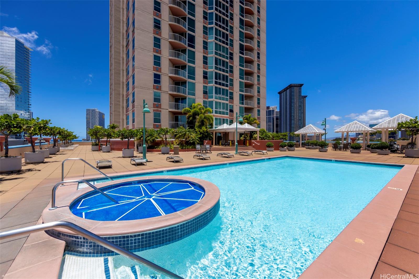 801 S King Street  Unit PH-10