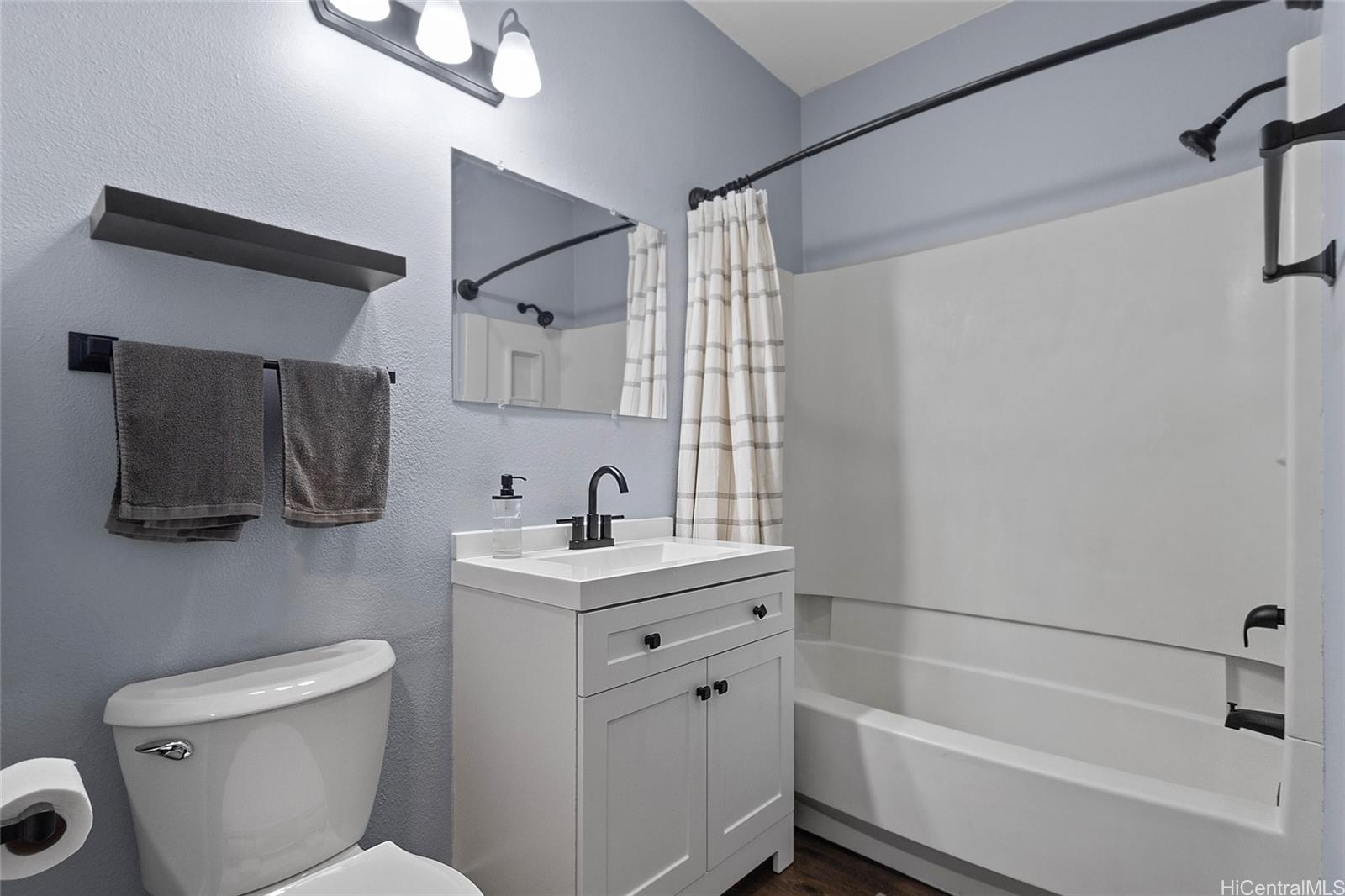 91-525 Puamaeole Street  Unit 37C