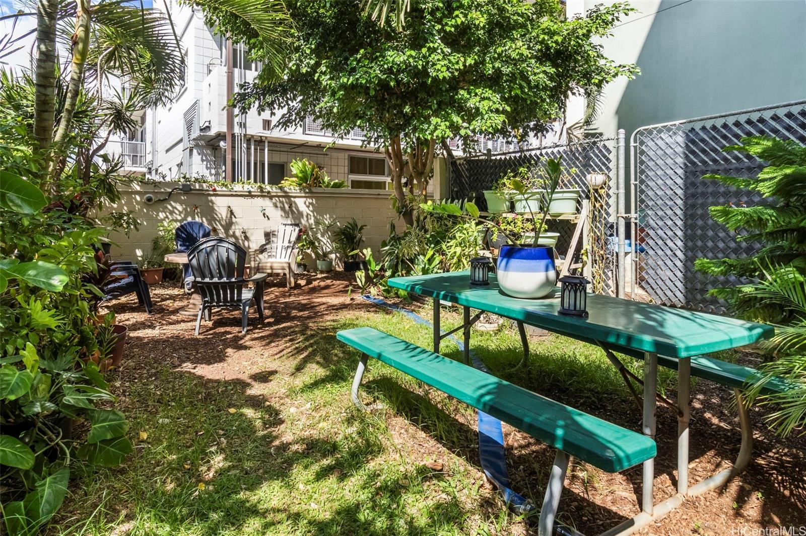 2444 Hihiwai Street  Unit 1006