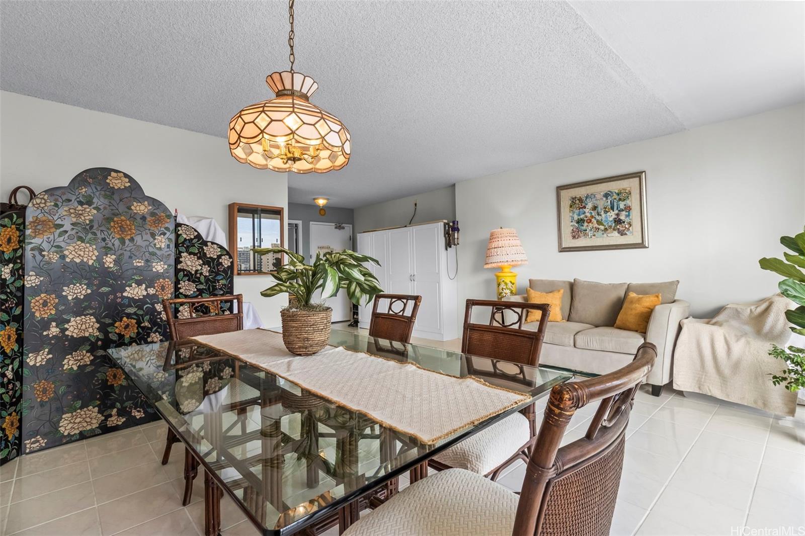 2444 Hihiwai Street  Unit 1006