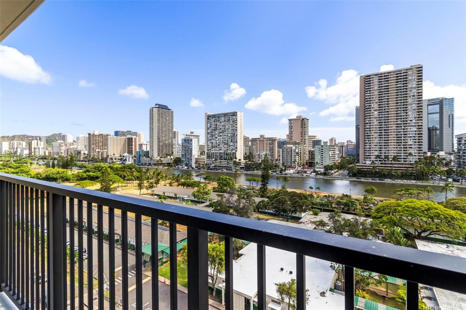 2444 Hihiwai Street  Unit 1006