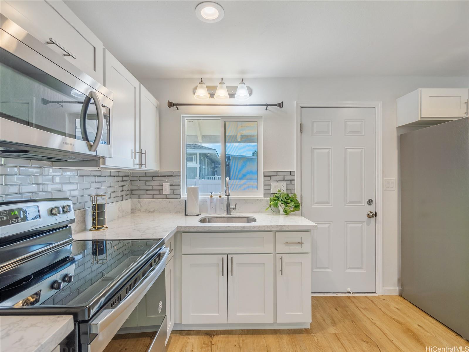 1301 California Avenue  Unit 1301